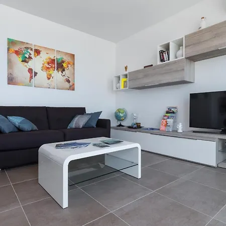 Gorgeous With Terrace, Elevator, Ac, Free Parking - Le Regis Cagnes-sur-Mer