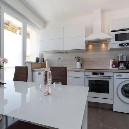 Gorgeous With Terrace, Elevator, Ac, Free Parking - Le Regis