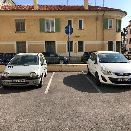 Gorgeous With Terrace, Elevator, Ac, Free Parking - Le Regis Cagnes-sur-Mer