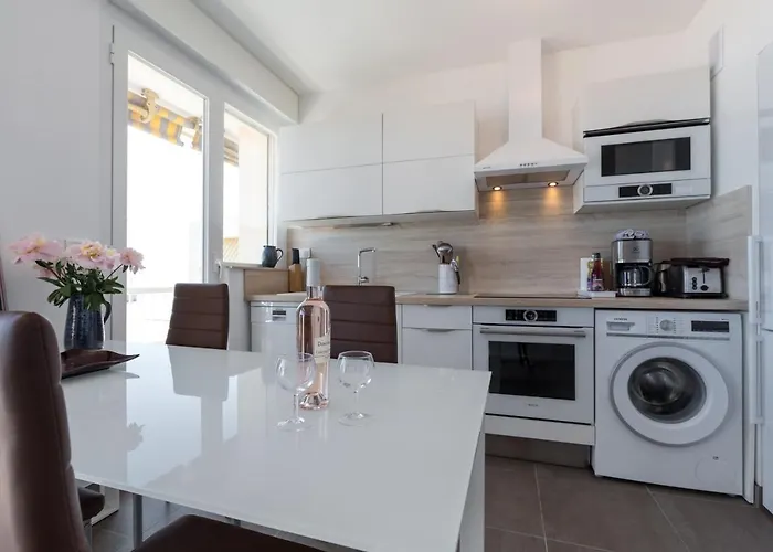 Gorgeous With Terrace, Elevator, Ac, Free Parking - Le Regis