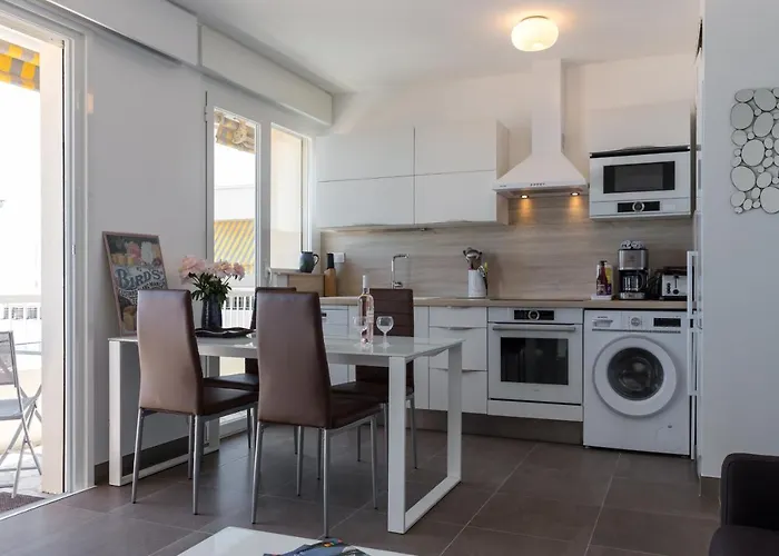 Apartmán Gorgeous With Terrace, Elevator, Ac, Free Parking - Le Regis