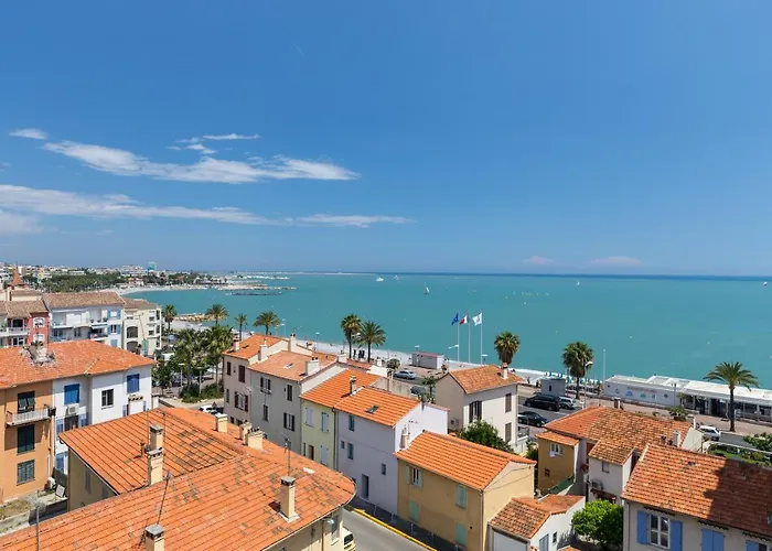 Gorgeous With Terrace, Elevator, Ac, Free Parking - Le Regis Apartmán *