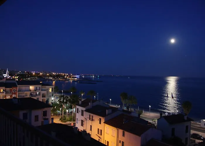 Gorgeous With Terrace, Elevator, Ac, Free Parking - Le Regis Apartmán Cagnes-sur-Mer