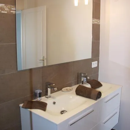 Gorgeous With Terrace, Elevator, Ac, Free Parking - Le Regis Apartament *